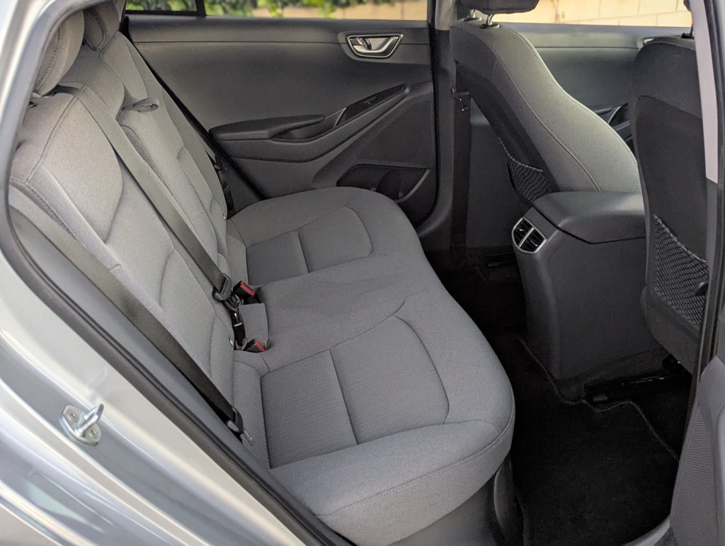 Intérieur arrière tissu gris de la Hyundai Ioniq